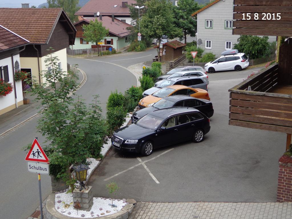 Gasthof - Pension Schamberger Neukirchen beim Heiligen Blut Exterior foto